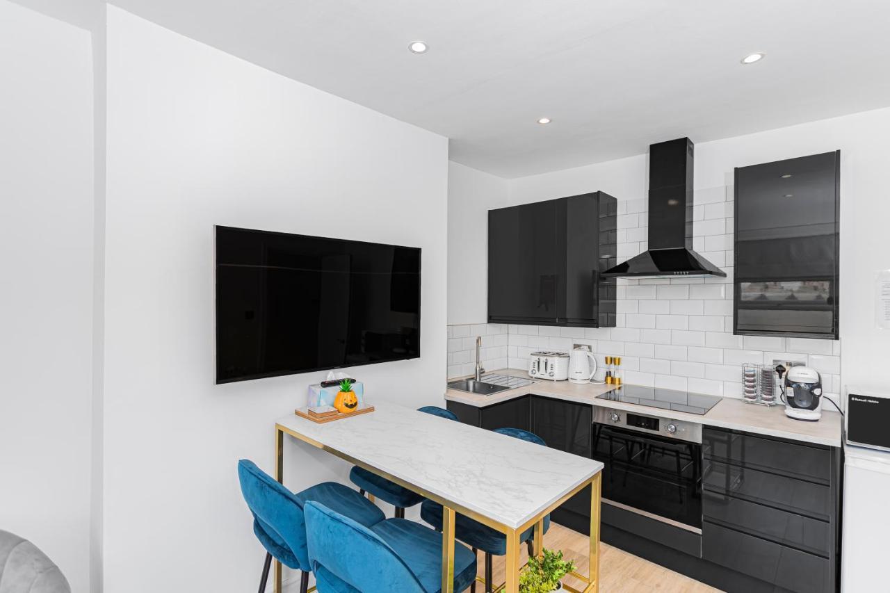 Modern 3 And 2 Bedroom Apartment In Maida Vale Londyn Zewnętrze zdjęcie