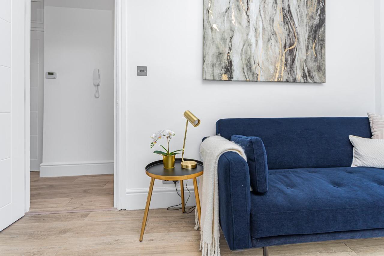 Modern 3 And 2 Bedroom Apartment In Maida Vale Londyn Zewnętrze zdjęcie