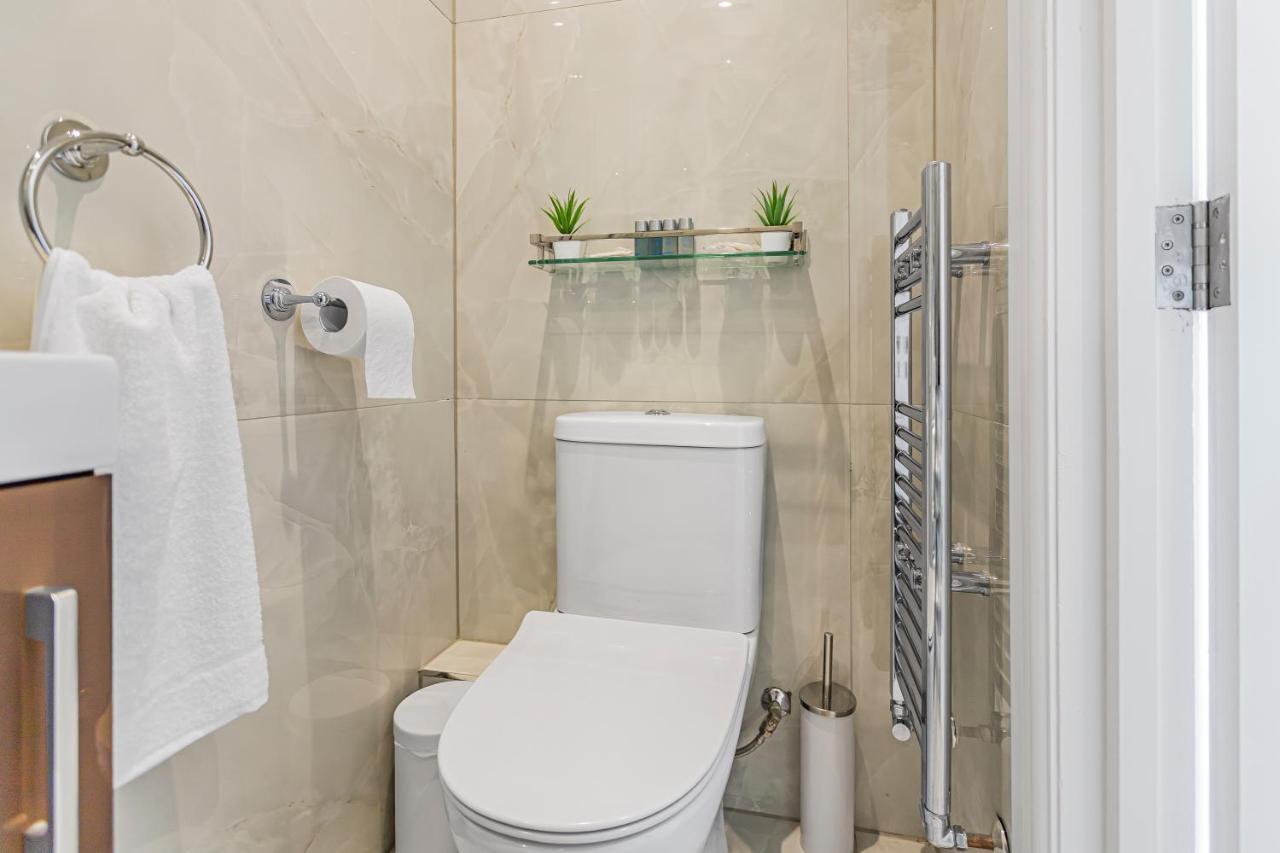 Modern 3 And 2 Bedroom Apartment In Maida Vale Londyn Zewnętrze zdjęcie