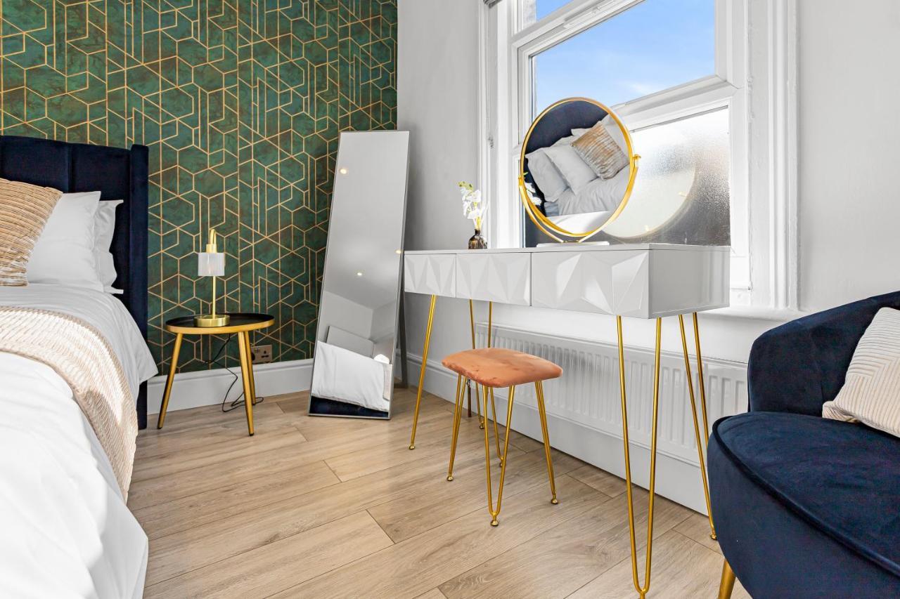 Modern 3 And 2 Bedroom Apartment In Maida Vale Londyn Zewnętrze zdjęcie